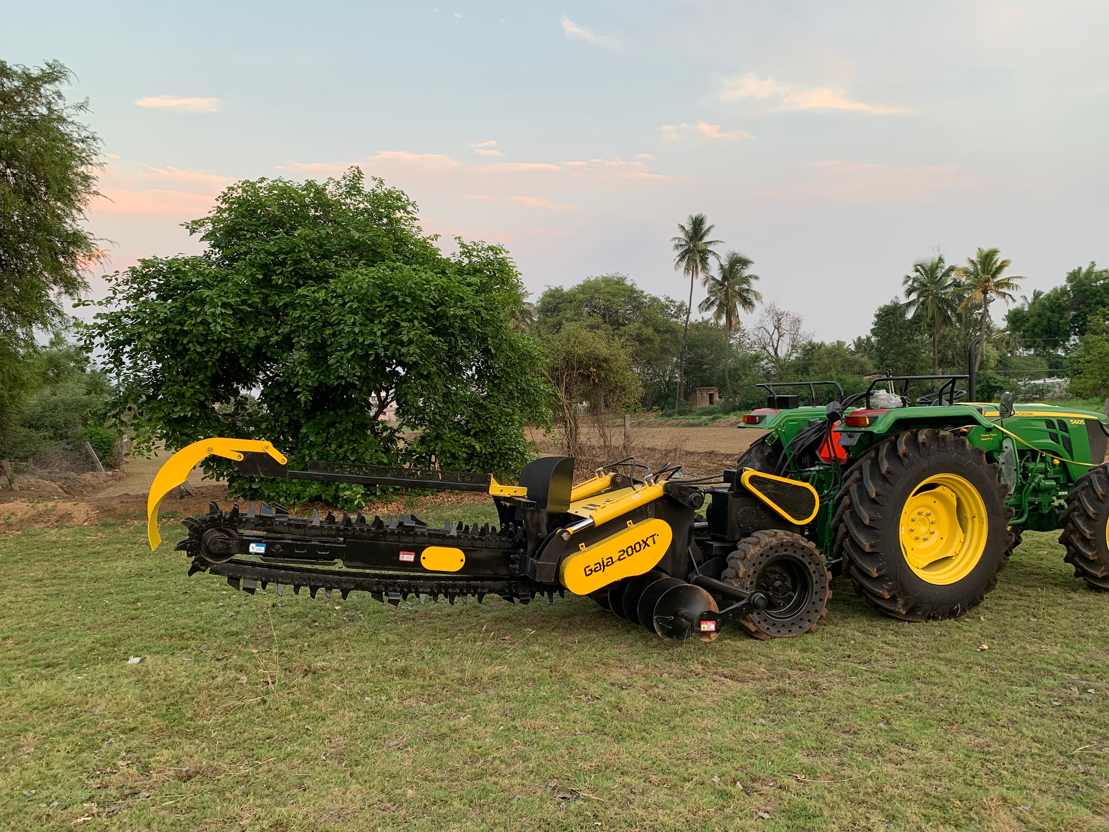 Chain Trenchers Articles, News