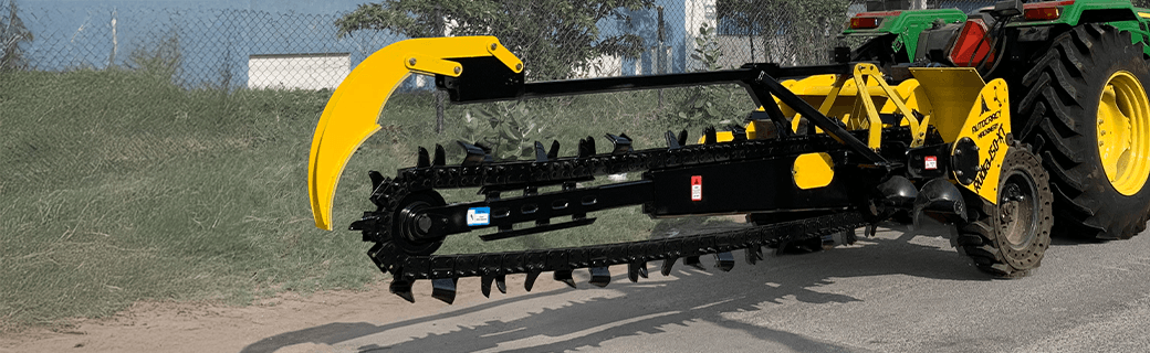 Single chain Trencher machine