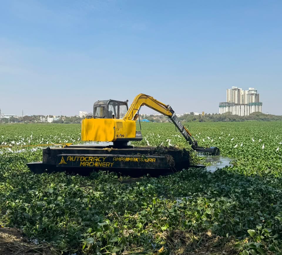 Amphibious Excavator