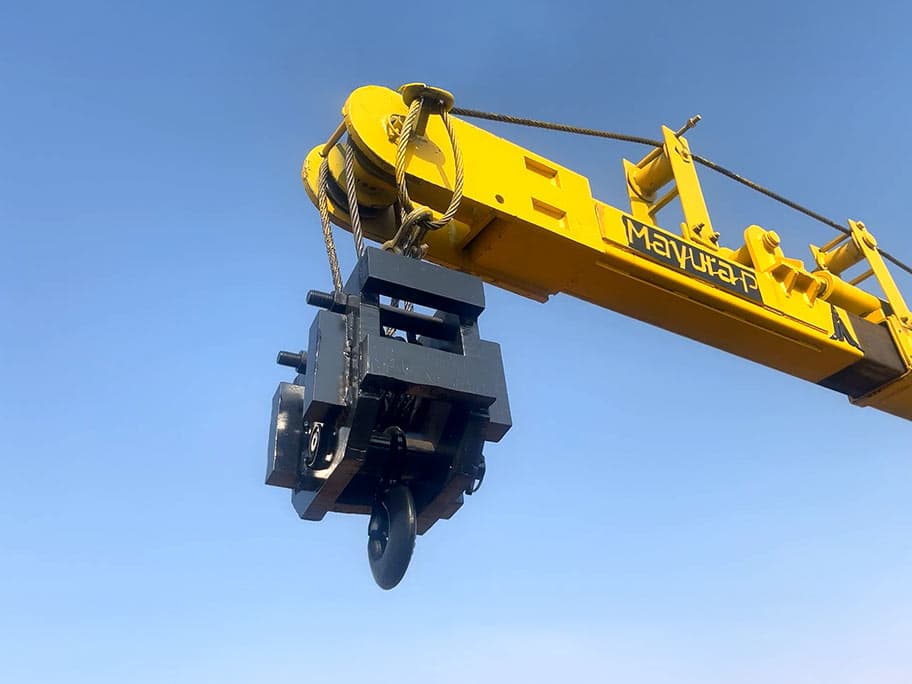Mayura P Pole Digging Machine