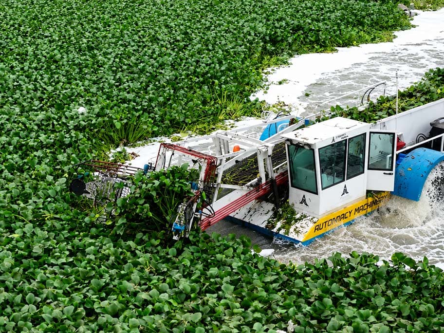 Rudra Aquamax 100 Floating Trash Collector